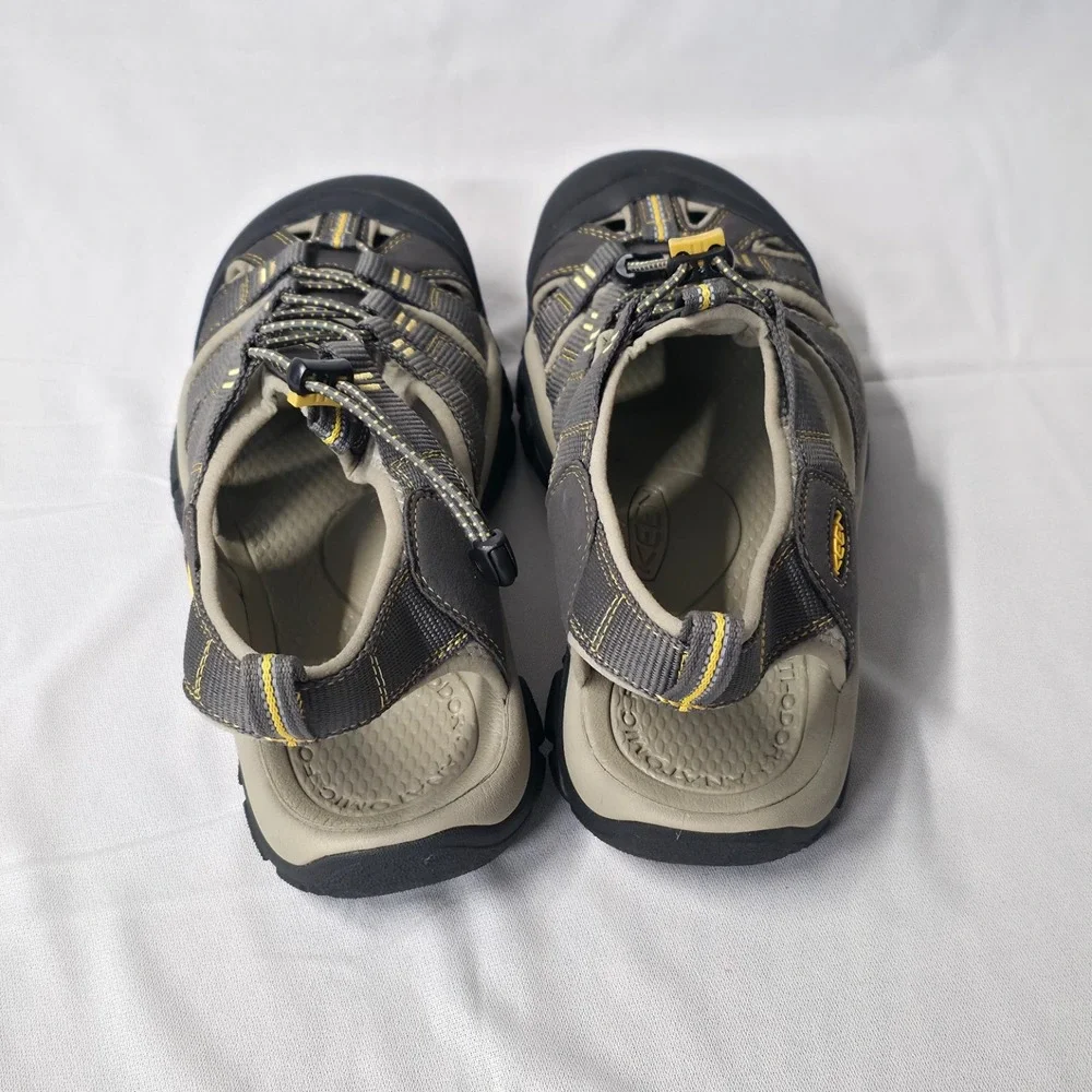Keen Men's Newport H2 Hiking Sandals Size 10.5